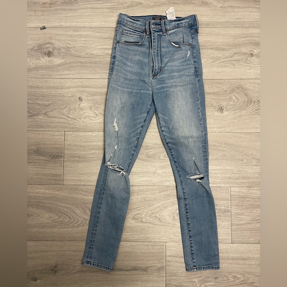 Abercrombie & Fitch Light Blue Distressed Skinny Jeans